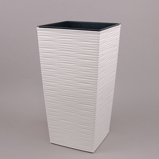 Кашпо с внутренней вставкой Lamela Finezja.Текстура Долото. Цвет -  крем 190