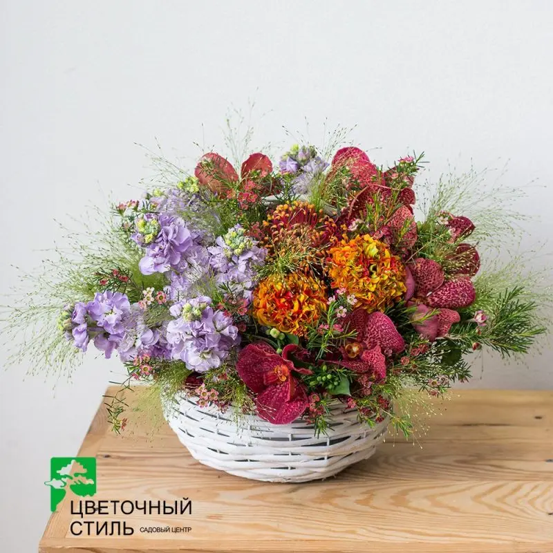 Композиція в кошику №10